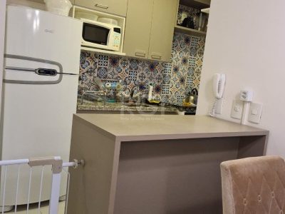 Apartamento à venda com 76m², 3 quartos, 1 suíte, 1 vaga no bairro Protásio Alves em Porto Alegre - Foto 6