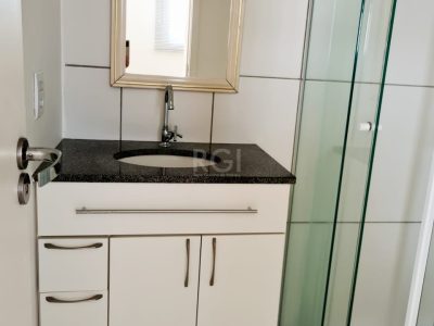 Apartamento à venda com 46m², 2 quartos, 1 suíte, 1 vaga no bairro Glória em Porto Alegre - Foto 21