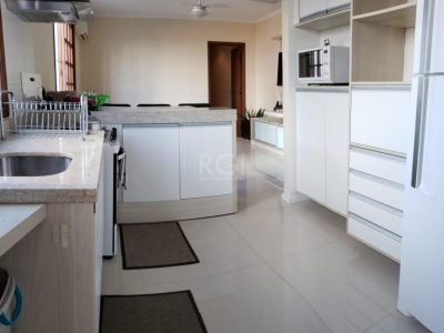 Apartamento à venda com 71m², 2 quartos, 1 suíte, 2 vagas no bairro Rio Branco em Porto Alegre - Foto 6