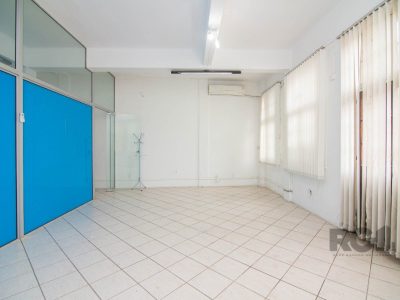 Conjunto/Sala à venda com 99m² no bairro Centro Histórico em Porto Alegre - Foto 6