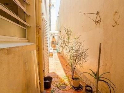 Apartamento à venda com 96m², 2 quartos no bairro Cidade Baixa em Porto Alegre - Foto 3