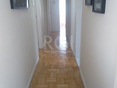 Apartamento à venda com 125m², 3 quartos, 1 suíte, 1 vaga no bairro Petrópolis em Porto Alegre - Foto 12