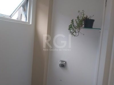 Apartamento à venda com 125m², 3 quartos, 1 suíte, 1 vaga no bairro Petrópolis em Porto Alegre - Foto 15