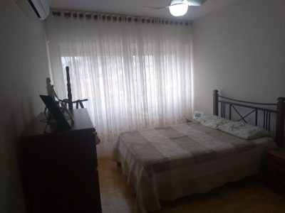 Apartamento à venda com 125m², 3 quartos, 1 suíte, 1 vaga no bairro Petrópolis em Porto Alegre - Foto 21