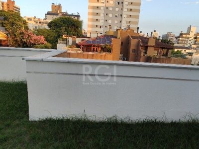 Apartamento à venda com 71m², 2 quartos, 1 suíte, 2 vagas no bairro Petrópolis em Porto Alegre - Foto 5