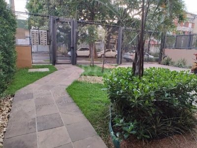 Apartamento à venda com 71m², 2 quartos, 1 suíte, 2 vagas no bairro Petrópolis em Porto Alegre - Foto 19