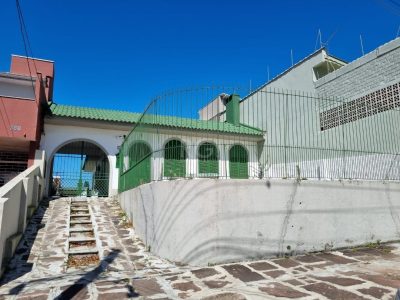 Casa à venda com 140m², 3 quartos, 4 vagas no bairro Tristeza em Porto Alegre - Foto 2