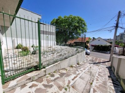 Casa à venda com 140m², 3 quartos, 4 vagas no bairro Tristeza em Porto Alegre - Foto 5