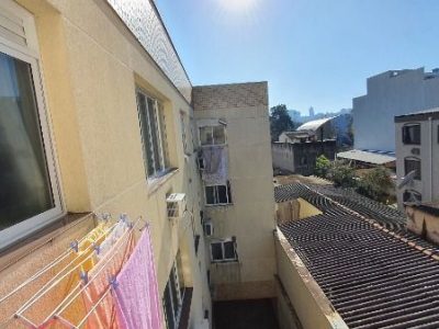 Apartamento à venda com 80m², 2 quartos, 1 suíte, 1 vaga no bairro Jardim Botânico em Porto Alegre - Foto 24