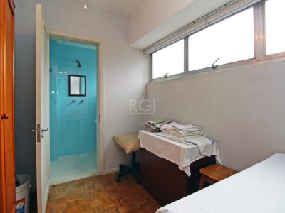 Apartamento à venda com 245m², 3 quartos, 1 suíte, 2 vagas no bairro Auxiliadora em Porto Alegre - Foto 24