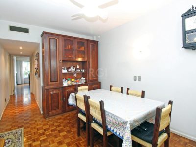 Apartamento à venda com 245m², 3 quartos, 1 suíte, 2 vagas no bairro Auxiliadora em Porto Alegre - Foto 29