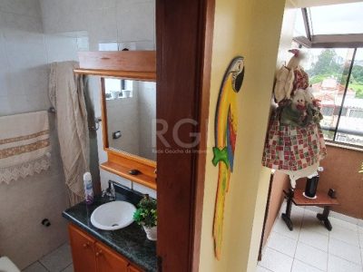 Cobertura à venda com 140m², 2 quartos, 1 suíte, 4 vagas no bairro Jardim Lindóia em Porto Alegre - Foto 6