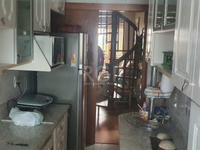 Cobertura à venda com 140m², 2 quartos, 1 suíte, 4 vagas no bairro Jardim Lindóia em Porto Alegre - Foto 24