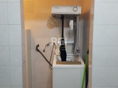 Apartamento à venda com 74m², 2 quartos no bairro Menino Deus em Porto Alegre - Foto 13