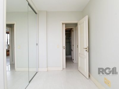 Apartamento à venda com 100m², 3 quartos, 1 suíte, 2 vagas no bairro Mont Serrat em Porto Alegre - Foto 24