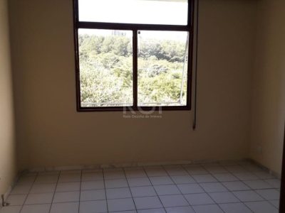 Casa à venda com 385m², 5 quartos, 1 suíte, 4 vagas no bairro Petrópolis em Porto Alegre - Foto 10