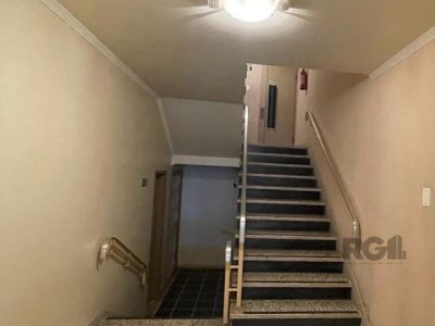 Apartamento à venda com 100m², 3 quartos, 2 vagas no bairro Petrópolis em Porto Alegre - Foto 3