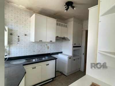 Apartamento à venda com 100m², 3 quartos, 2 vagas no bairro Petrópolis em Porto Alegre - Foto 8