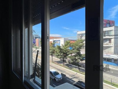 Apartamento à venda com 100m², 3 quartos, 2 vagas no bairro Petrópolis em Porto Alegre - Foto 19