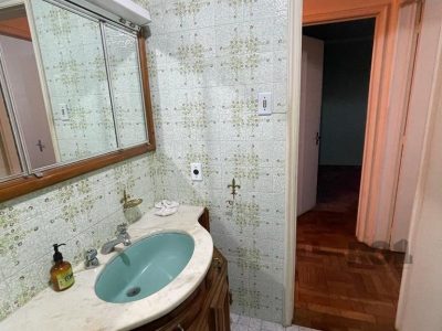 Apartamento à venda com 100m², 3 quartos, 2 vagas no bairro Petrópolis em Porto Alegre - Foto 22