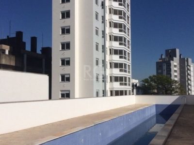 Apartamento à venda com 101m², 3 quartos, 3 suítes, 2 vagas no bairro Higienópolis em Porto Alegre - Foto 2