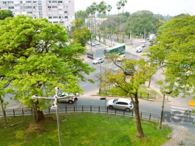 Apartamento à venda com 89m², 3 quartos, 1 suíte no bairro Bom Fim em Porto Alegre - Foto 12