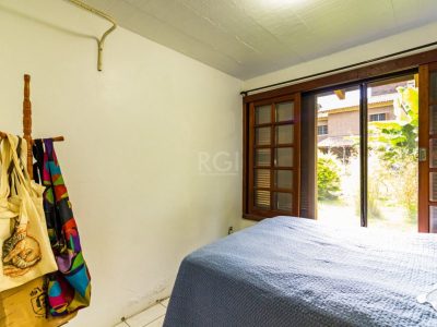 Casa à venda com 364m², 5 quartos, 4 suítes, 3 vagas no bairro Tristeza em Porto Alegre - Foto 55