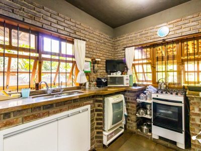 Casa à venda com 364m², 5 quartos, 4 suítes, 3 vagas no bairro Tristeza em Porto Alegre - Foto 11