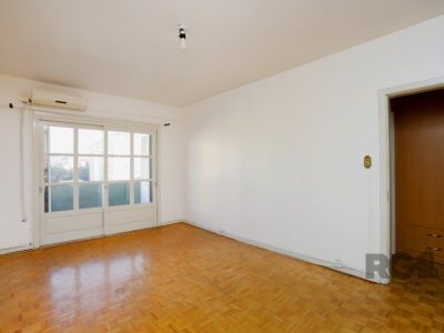 Apartamento à venda com 147m², 3 quartos, 1 vaga no bairro Floresta em Porto Alegre - Foto 20