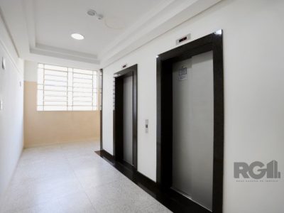 Apartamento à venda com 147m², 3 quartos, 1 vaga no bairro Floresta em Porto Alegre - Foto 38