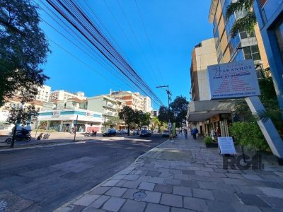 Apartamento à venda com 147m², 3 quartos, 1 vaga no bairro Floresta em Porto Alegre - Foto 44