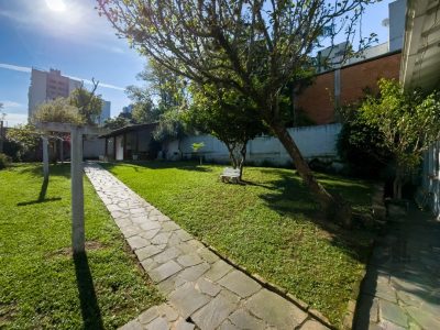 Casa à venda com 214m², 3 quartos, 1 suíte, 3 vagas no bairro Cristal em Porto Alegre - Foto 40