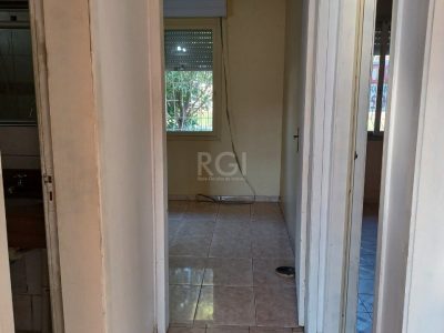 Casa à venda com 78m², 3 quartos, 3 vagas no bairro Santa Tereza em Porto Alegre - Foto 9