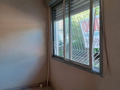 Casa à venda com 78m², 3 quartos, 3 vagas no bairro Santa Tereza em Porto Alegre - Foto 10