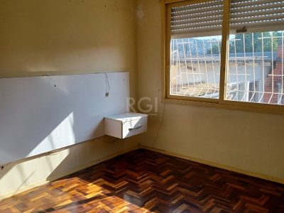 Casa à venda com 78m², 3 quartos, 3 vagas no bairro Santa Tereza em Porto Alegre - Foto 11