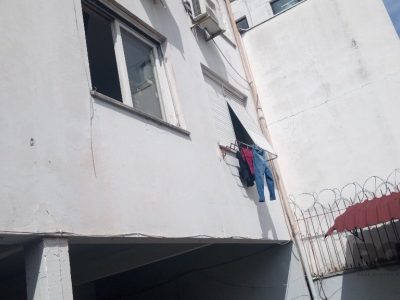 Apartamento à venda com 65m², 2 quartos, 1 vaga no bairro Passo d'Areia em Porto Alegre - Foto 4