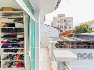 Casa à venda com 280m², 3 quartos, 1 suíte, 2 vagas no bairro Partenon em Porto Alegre - Foto 17