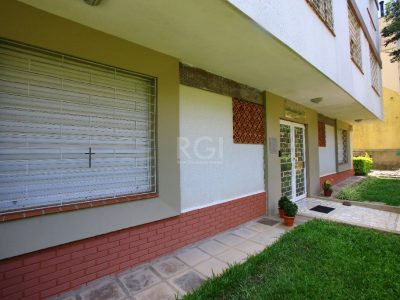 Apartamento à venda com 93m², 3 quartos, 1 suíte, 1 vaga no bairro Petrópolis em Porto Alegre - Foto 15