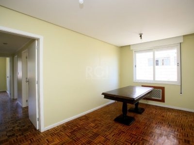 Apartamento à venda com 93m², 3 quartos, 1 suíte, 1 vaga no bairro Petrópolis em Porto Alegre - Foto 29