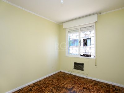 Apartamento à venda com 93m², 3 quartos, 1 suíte, 1 vaga no bairro Petrópolis em Porto Alegre - Foto 38