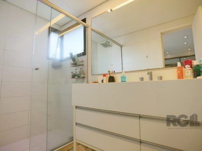 Apartamento à venda com 106m², 3 quartos, 1 suíte, 2 vagas no bairro Bela Vista em Porto Alegre - Foto 15