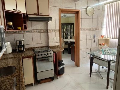 Apartamento à venda com 130m², 3 quartos, 1 suíte, 1 vaga no bairro Rio Branco em Porto Alegre - Foto 8