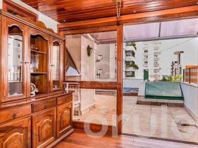 Cobertura à venda com 244m², 3 quartos, 1 suíte, 2 vagas no bairro Petrópolis em Porto Alegre - Foto 4