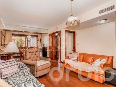 Cobertura à venda com 244m², 3 quartos, 1 suíte, 2 vagas no bairro Petrópolis em Porto Alegre - Foto 13