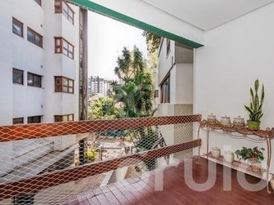 Cobertura à venda com 244m², 3 quartos, 1 suíte, 2 vagas no bairro Petrópolis em Porto Alegre - Foto 16