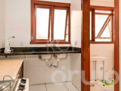 Cobertura à venda com 244m², 3 quartos, 1 suíte, 2 vagas no bairro Petrópolis em Porto Alegre - Foto 34