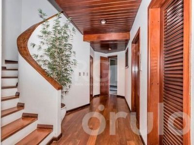 Cobertura à venda com 244m², 3 quartos, 1 suíte, 2 vagas no bairro Petrópolis em Porto Alegre - Foto 39