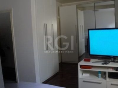 Apartamento à venda com 77m², 3 quartos no bairro Petrópolis em Porto Alegre - Foto 16