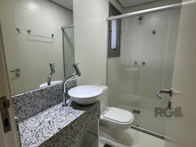 Apartamento à venda com 121m², 3 quartos, 1 suíte, 2 vagas no bairro Menino Deus em Porto Alegre - Foto 12