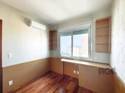 Apartamento à venda com 105m², 3 quartos, 1 suíte, 2 vagas no bairro Petrópolis em Porto Alegre - Foto 5